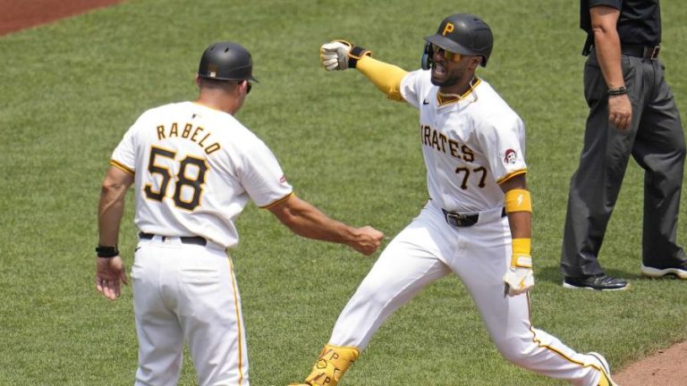 Keller lanza 8 entradas para su décima victoria