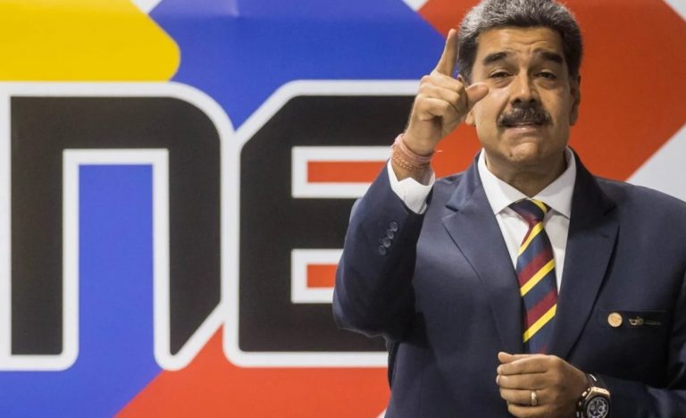 Reportaje- EU ofrece a Maduro retiro sin persecución o se abstiene a las consecuencias