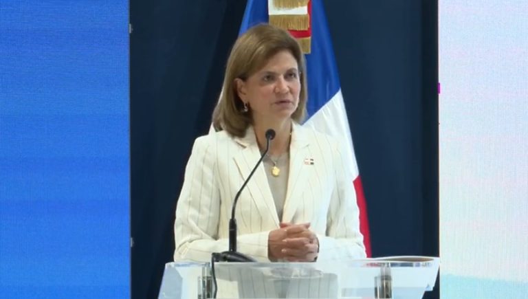 Vicepresidenta Raquel Peña llama a países de la región del Gran Caribe a aprovechar tecnología de la aviación para fortalecer conectividad aérea