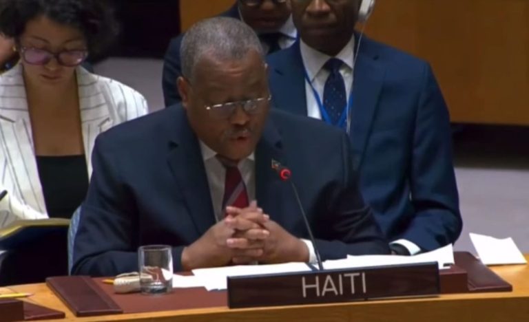 Primer ministro de Haití afirma recuperará territorio barrio por barrio y ciudad por ciudad