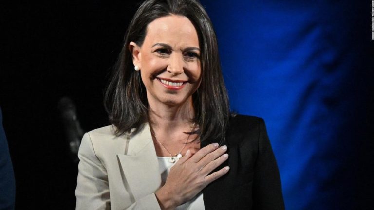 María Corina Machado a los venezolanos en el exterior: “Los vamos a traer de regreso a casa”