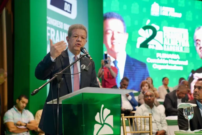 Leonel dice Fuerza del Pueblo no pausará su trabajo como oposición