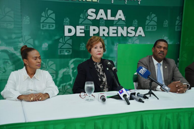 Fuerza del Pueblo asegura que la educación en este gobierno ha sido una calamidad