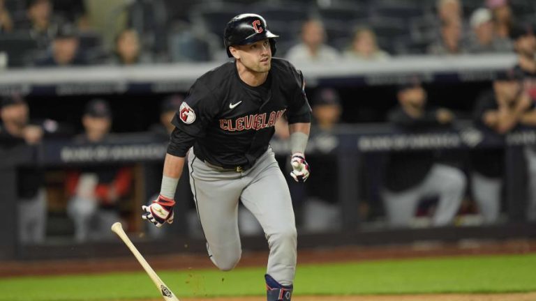 Guardianes se imponen a Yankees en 12 innings, el juego más largo de esta campaña