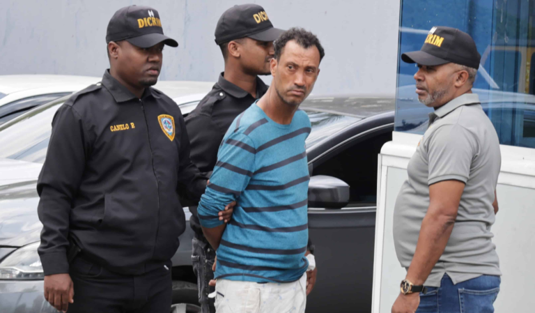 Dictan tres meses de prisión preventiva contra hombre acusado de matar a mujer en Zona Colonial