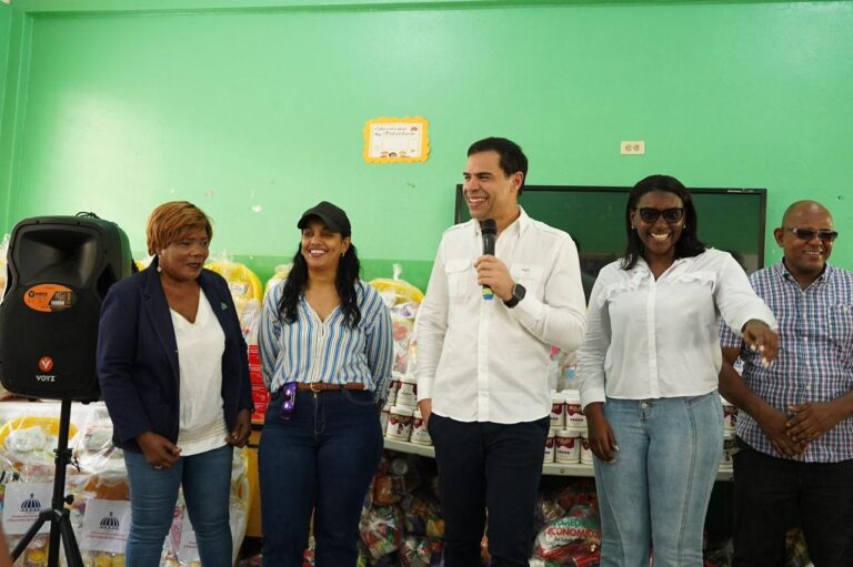 Gobierno lleva acciones sociales a Samaná y beneficia miles de personas