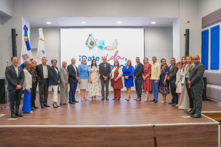 INABIE anuncia campaña ¡Date vida, come sano!