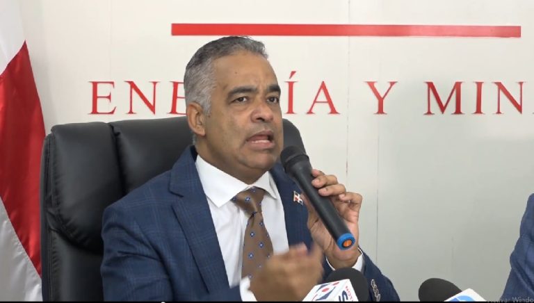 Ministro de Energía y Minas dice apagones solo afectarán a sectores que no pagan