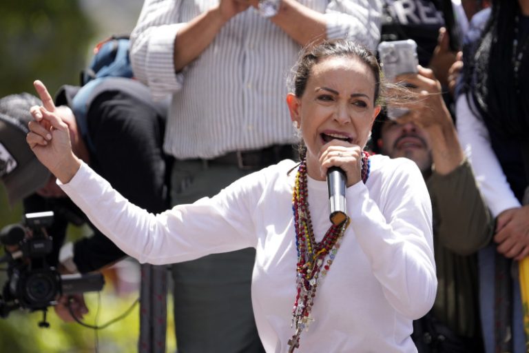 María Corina Machado confirma detención; dice está libre y en un lugar seguro