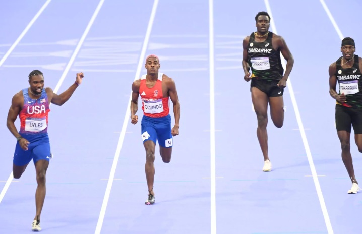 Alexander Ogando concluye quinto en las finales de los 200 metros en los Juegos Olímpicos