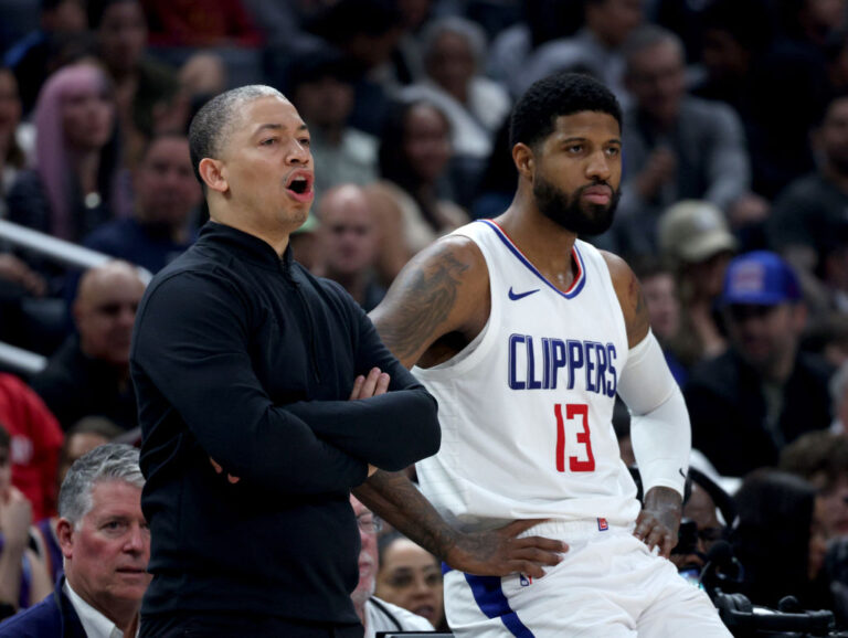 Tyronn Lue cree que los Clippers pueden ganar sin Paul George