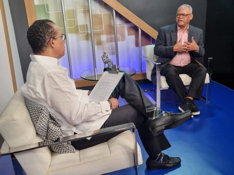 Entrevista- Fidel Lorenzo: “Abinader debe someter Ley de Referendo para ver si el pueblo, quiere o no, modificación Constitución”