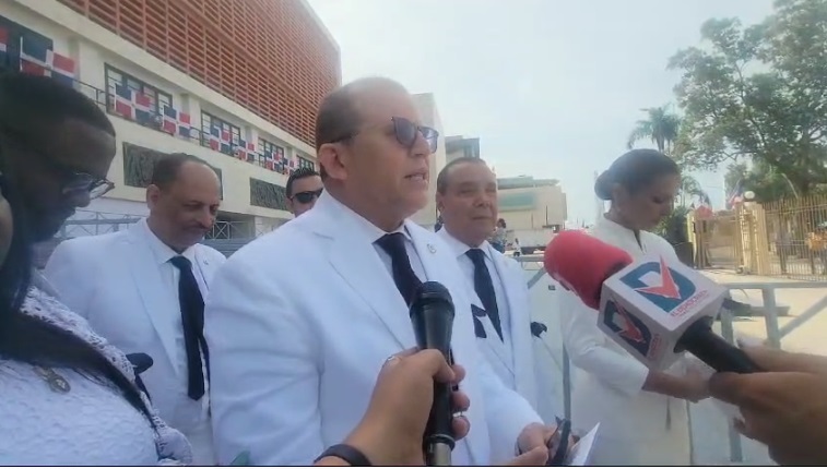 Diputados de la Fuerza del Pueblo y PLD se quedan varados tras juramentación en el Congreso Nacional