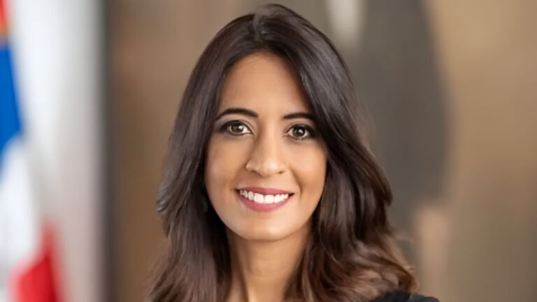 Guido ratifica a Julissa Cruz como directora ejecutiva del Indotel