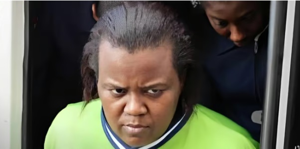 Abogado apela prisión preventiva impuesta a mujer que confesó decapitar hija