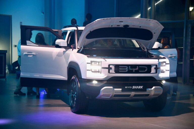 Peravia Motors lanza su Nuevo Segmento de BYD de vehículos SÚPER HÍBRIDOS con la Camioneta Shark y la SUV Song Plus