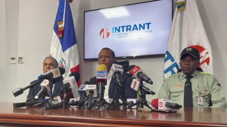 El Estado asume control del sistema semafórico nacional; Intrant solicitará investigación ante el Ministerio Público tras falla de los semáforos