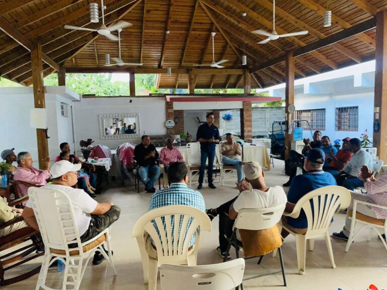 José Dantés recibe apoyo del 80% del Comité Central de Montecristi