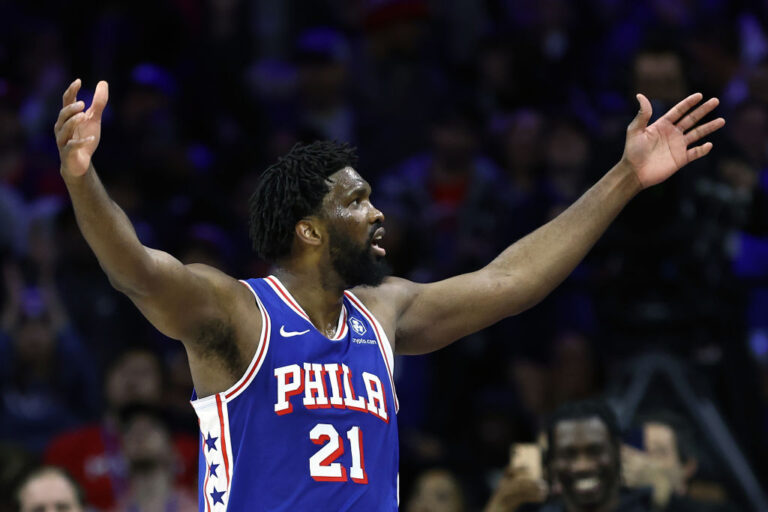 Joel Embiid acuerda una extensión máxima por 3 años y 193 millones