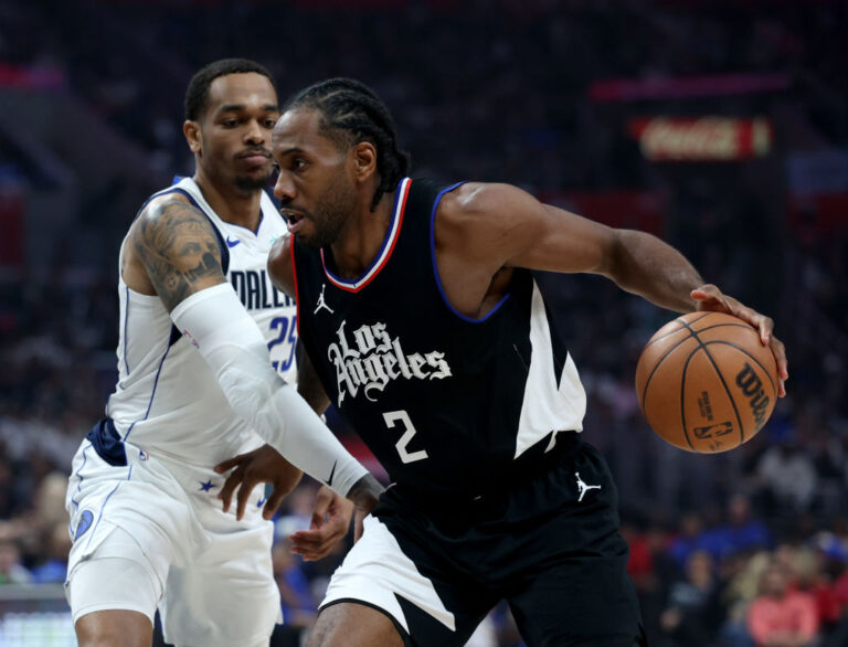 Kawhi Leonard: nueva intervención en la rodilla e inicio de la temporada en el aire