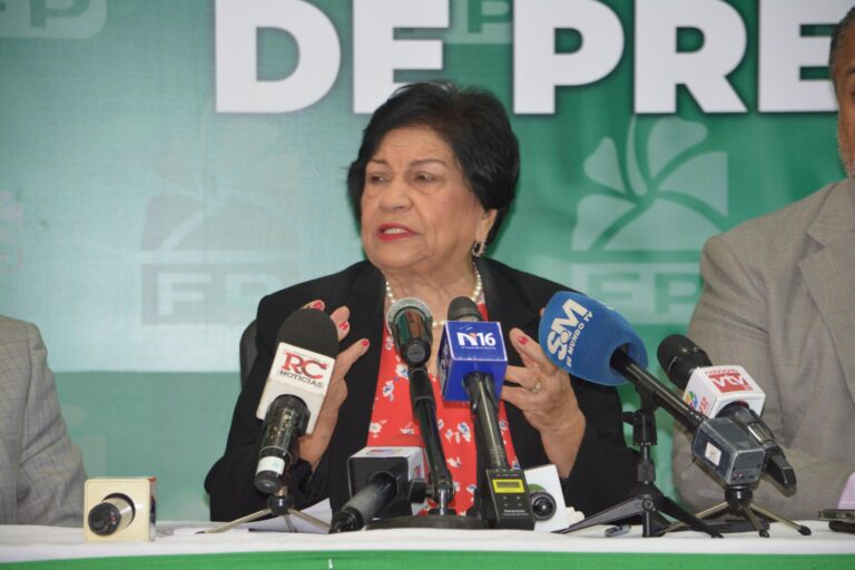 Fusión de MINERD y MESCyT es inoportuna: no implicaría ahorro económico, ni elevaría calidad de la educación, asegura la FP