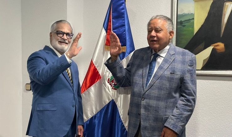 José Marte Piantini asume cargo como Cónsul Dominicana en Madrid