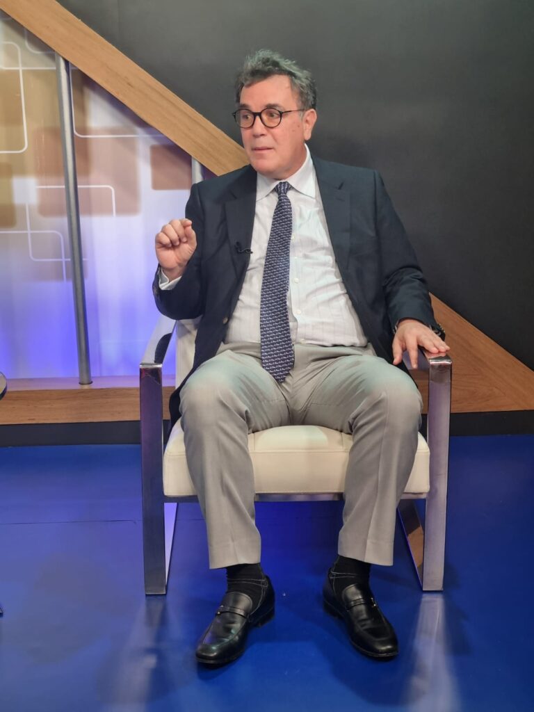 Video: Jottin Cury “Buscan fusionar la RD con Haití y el gobierno nos entretiene con una Reforma improvisada y precipitada”