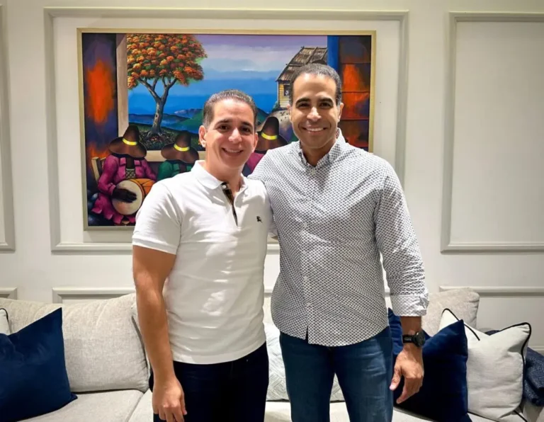 José Dantés recibe apoyo de Víctor Fadul para la Secretaría General