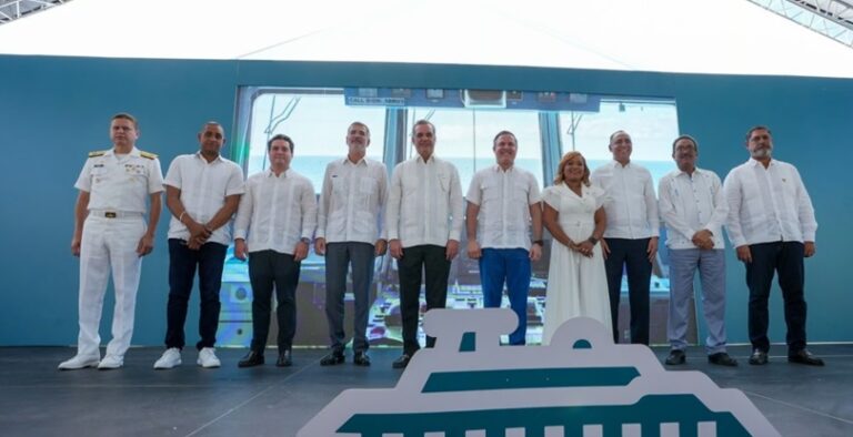 Abinader asegura nueva ruta marítima San Pedro-Mayagüez incrementará comercio entre RD y PR