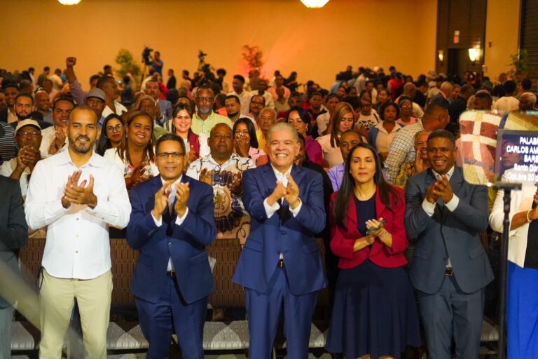 Amarante Baret anuncia el surgimiento de su nueva organización politica: Avancemos