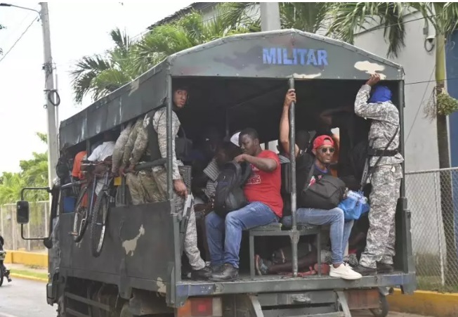Migración anuncia en los primeros quince dias de noviembre ha deportado 15 mil haitianos ilegales