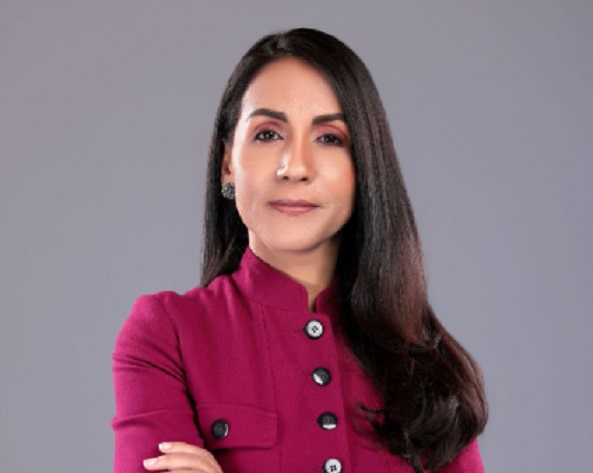 Claudia Rita Abreu: renuncia del PLD por olvidar rol opositor y su élite acomodarse y acercarse al gobierno