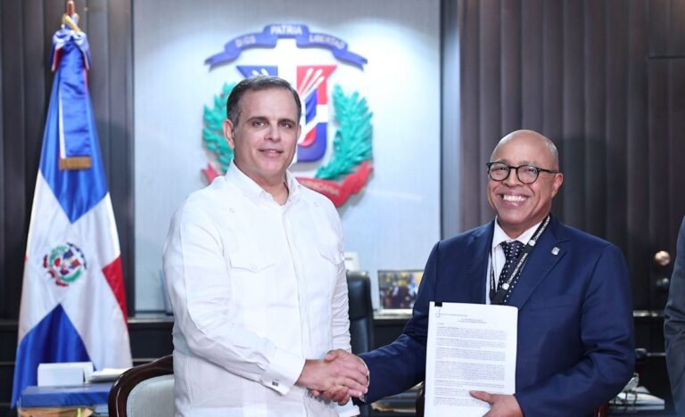 Reportaje- Reforma fiscal no deja a ningún sector de la sociedad indiferente