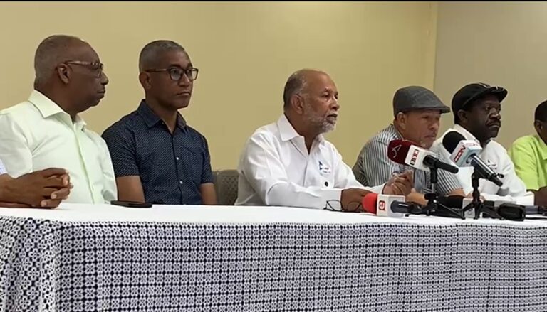 ADP anuncia paralizará docencia este lunes en el Gran Santo Domingo