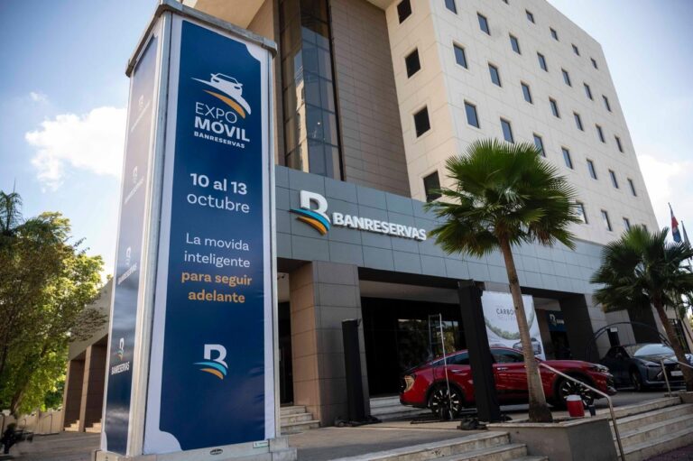 Expomóvil Banreservas con récord de financiamientos por más de RD$7,800 millones aprobados