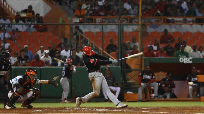 Escogido rompe racha de derrotas