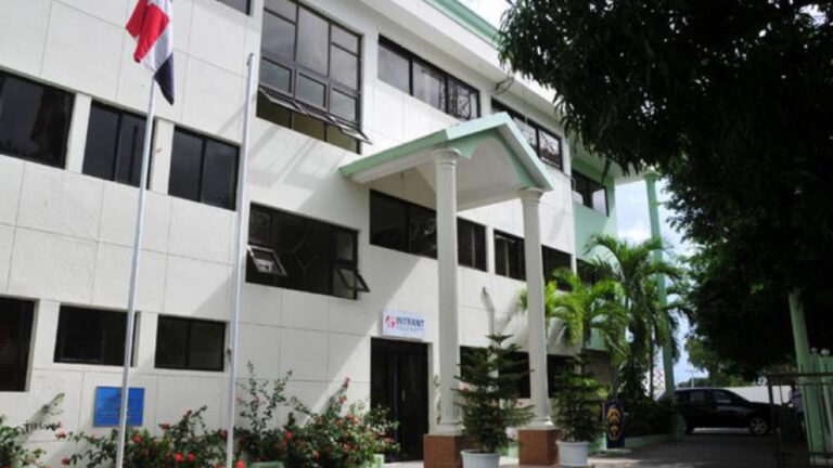 Empleados de INTRANT que trabajaron en la licitación caso Semaforización fueron suspendidos y cancelados