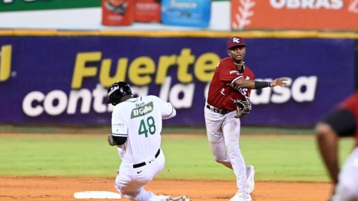 Las Estrellas se imponen a los Gigantes