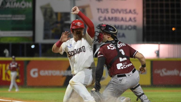 Leones del Escogido vencen a los Gigantes en el estadio Quisqueya Juan Marichal