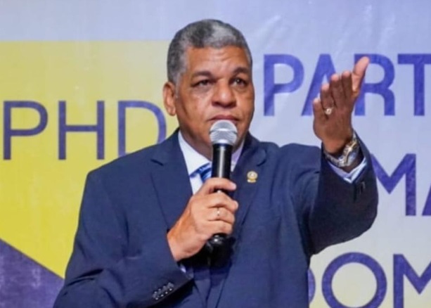 Presidente del PHD dice reforma fiscal debe ser consensuada