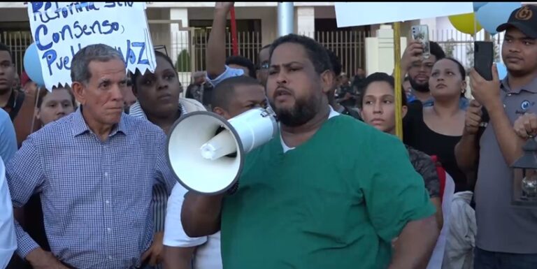 Protestarán este sábado en el Monumento de Santiago en contra de la reforma fiscal