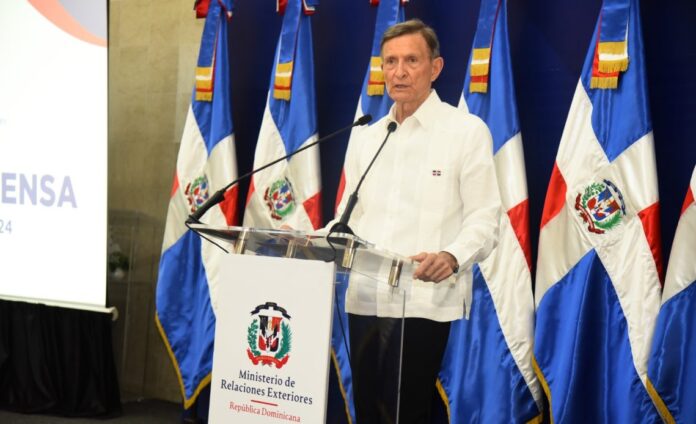 ROBERTO-ALVAREZ-CANCILLER-1140x694