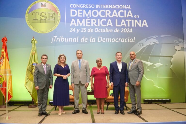 Tribunal Superior Electoral concluye con éxito congreso internacional “Democracia en América Latina”