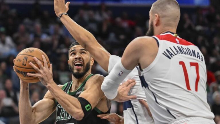 Tatum y Brown brillan en paliza propinada por los Celtics en Washington