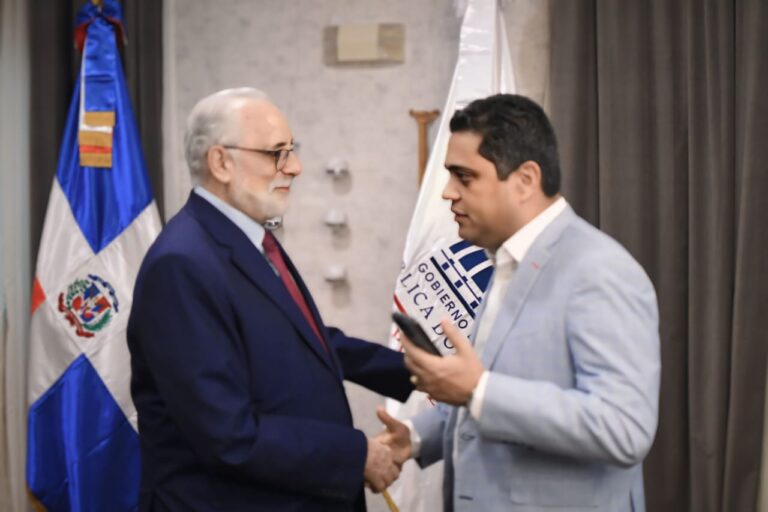 Kelvin Cruz expresa su apoyo a Lidom para un campeonato de béisbol “exitoso”