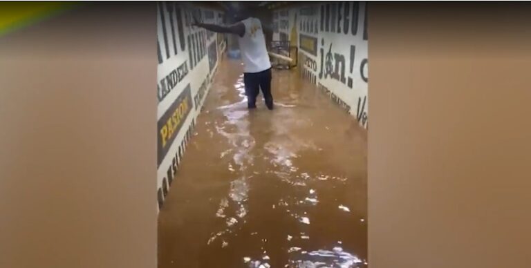 Lluvias inundan el Estadio Cibao; suspenden partido Águilas-Estrellas