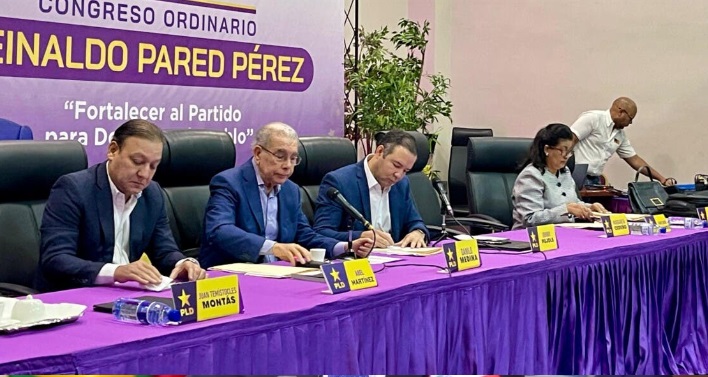 Danilo valora el esfuerzo, dedicación y trabajo de los miembros del Comité Político del PLD