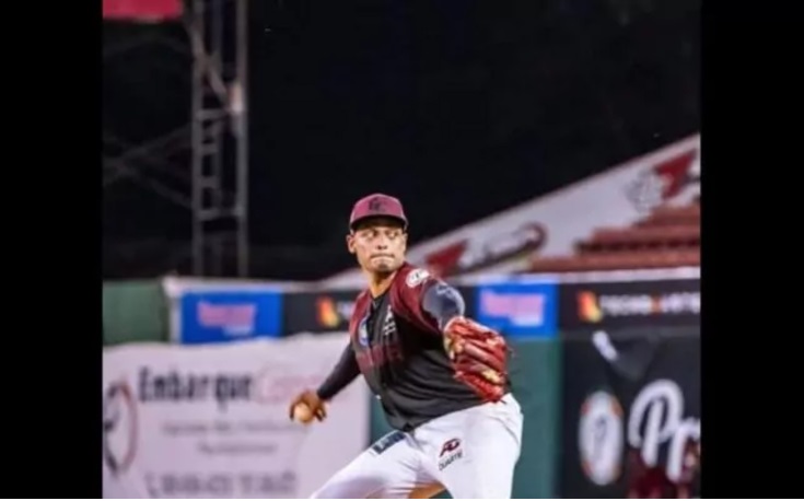 Emilio Vargas le lanza seis entradas en blanco al Escogido, Gigantes ganan 7-2