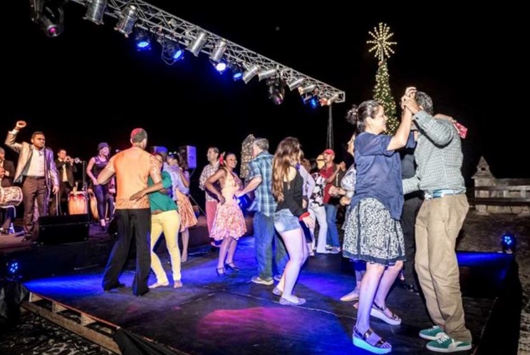 El Gobierno no contratará los servicios de amenización de fiestas navideñas