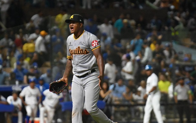 Mejía y Escarra dan jonrones; Pitcheo se luce en victoria de Águilas 4-1 sobre Licey